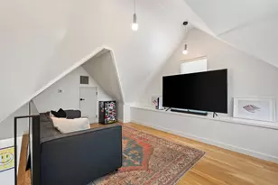1114 E 3rd St, Austin, TX 78702 - Photo 34
