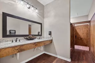 178 Pine Tree Loop, Bastrop, TX 78602 - Photo 32