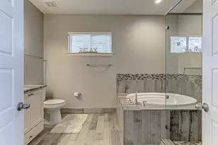 4809 Bolm Rd, Austin, TX 78702 - Photo 24