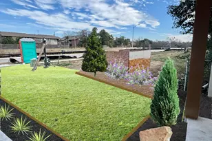 1205 Friends Cv, Round Rock, TX 78681 - Photo 6