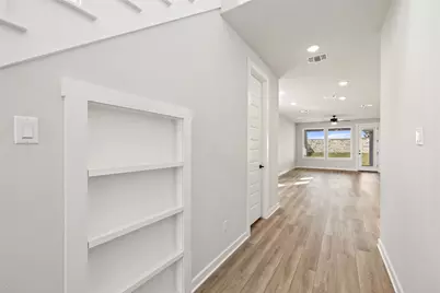 260 Bloomington Loop, Hutto, TX 78634 - Photo 18