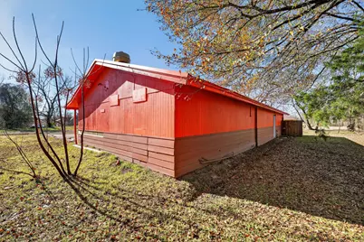 708 W 8th Street, Hearne, TX 77859 - Photo 2