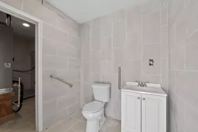 708 W 8th Street, Hearne, TX 77859 - Photo 8