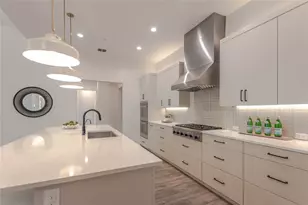 5805 Chesterfield Ave, Austin, TX 78752 - Photo 14