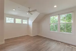 5805 Chesterfield Ave, Austin, TX 78752 - Photo 32