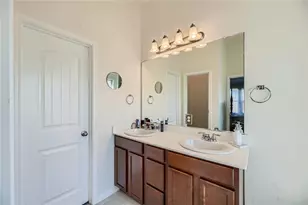349 Tailwind Dr, Kyle, TX 78640 - Photo 14