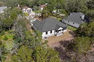 137 N Pohakea Dr, Bastrop, TX 78602 - Photo 36