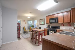 11005 Short Springs Dr, Austin, TX 78754 - Photo 4
