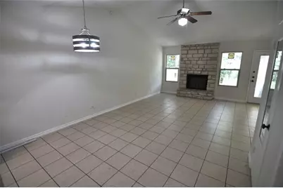 8809 Piney Point #B, Austin, TX 78729 - Photo 4