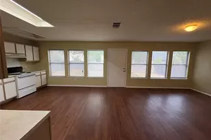 7908 Rosenberry Dr, Austin, TX 78747 - Photo 6