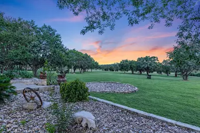 1005 County Road 414, Spicewood, TX 78669 - Photo 2