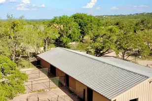 1005 Co Rd 414, Spicewood, TX 78669 - Photo 16