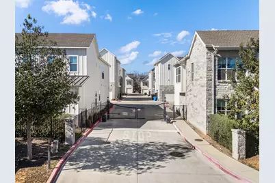 2624 Metcalfe Road #17, Austin, TX 78741 - Photo 32