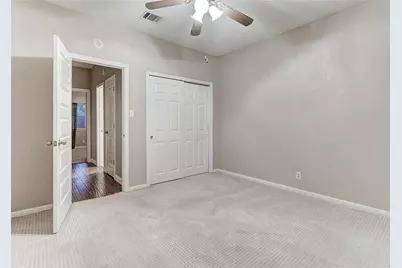 8914 Bridgewood Trail, Austin, TX 78729 - Photo 12