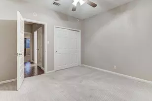 8914 Bridgewood Trail, Austin, TX 78729 - Photo 12
