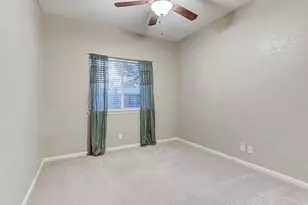 8914 Bridgewood Trail, Austin, TX 78729 - Photo 14