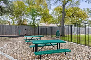 3904 Cordova Dr, Austin, TX 78759 - Photo 38