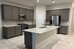 605 Elm Green St, Hutto, TX 78634 - Photo 4