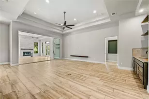 1121 Covered Bridge Dr, Driftwood, TX 78619 - Photo 6