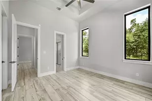 1121 Covered Bridge Dr, Driftwood, TX 78619 - Photo 32