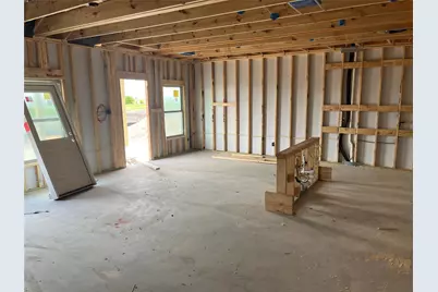 312 Sleep Hollow, Jarrell, TX 76537 - Photo 4
