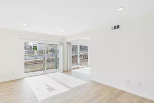 2124 Burton Dr, Austin, TX 78741 - Photo 4