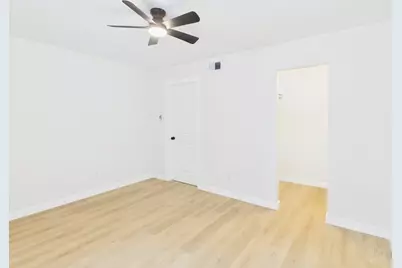 2124 Burton Drive #105, Austin, TX 78741 - Photo 18