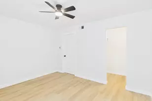 2124 Burton Dr, Austin, TX 78741 - Photo 18