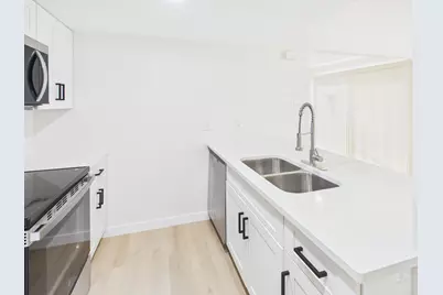 2124 Burton Drive #105, Austin, TX 78741 - Photo 12