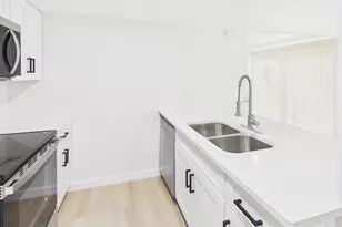 2124 Burton Dr, Austin, TX 78741 - Photo 12