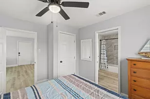 3929 4th St, Galveston, TX 77554 - Photo 14