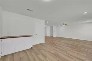 514 Sara Dr, Round Rock, TX 78664 - Photo 12