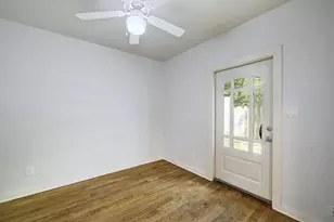 1907 W 37th St, Austin, TX 78731 - Photo 10