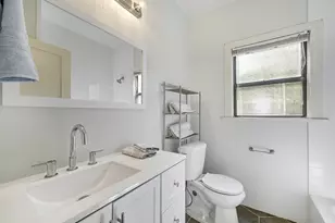 1907 W 37th St, Austin, TX 78731 - Photo 14
