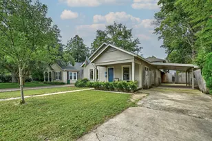 1907 W 37th St, Austin, TX 78731 - Photo 2