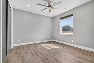 21603 Thomas Cove, Lago Vista, TX 78645 - Photo 32