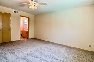141 Oaklane Dr, Universal City, TX 78148 - Photo 16