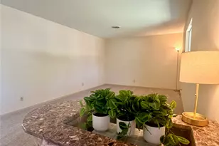 141 Oaklane Dr, Universal City, TX 78148 - Photo 6