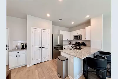 9015 Cattle Baron Path #1803, Austin, TX 78747 - Photo 4