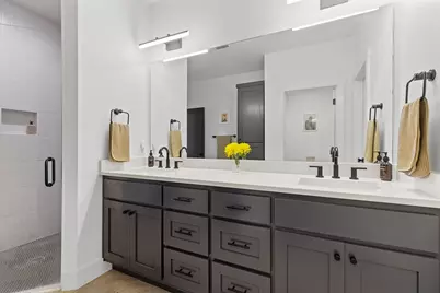 111 E Kamoi Court, Bastrop, TX 78602 - Photo 20