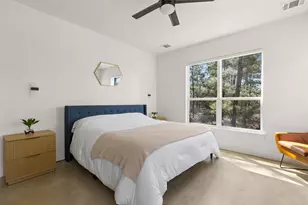 111 E Kamoi Ct, Bastrop, TX 78602 - Photo 16