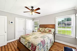 202 S 3rd St, Pflugerville, TX 78660 - Photo 18