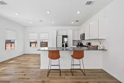 131 Santa Julia, Kyle, TX 78640 - Photo 8