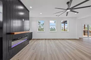 142 Mahalo Ct, Bastrop, TX 78602 - Photo 10