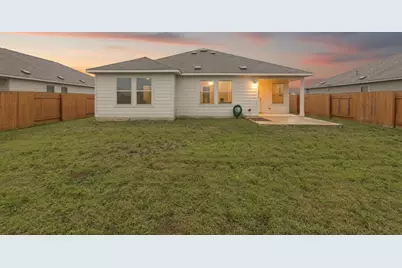 108 Pumpkin Drive, Hutto, TX 78634 - Photo 2