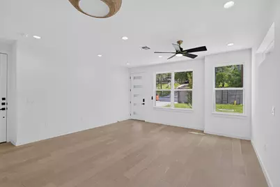 5305 Ledesma Road #1, Austin, TX 78721 - Photo 10