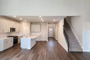 120 Greenspire Ln, Hutto, TX 78634 - Photo 2