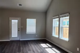 120 Greenspire Ln, Hutto, TX 78634 - Photo 16