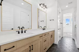 18 Maybury Wy, Lakeway, TX 78738 - Photo 20