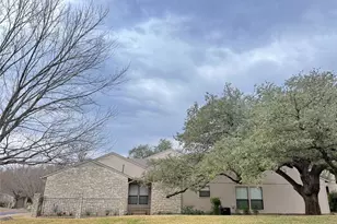 8006 Raintree Pl, Austin, TX 78759 - Photo 4